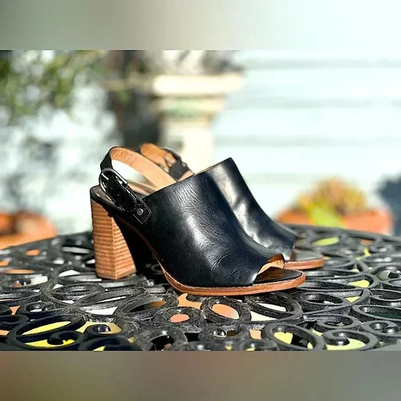 Madewell — Riley Convertible Slingback Mule - Picture 1 of 8